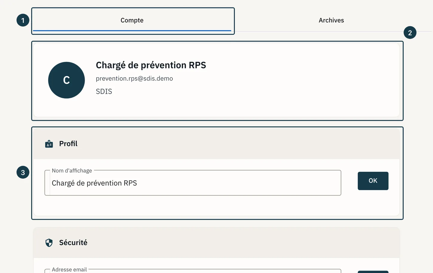 Écran « Compte » : la carte de profil et la section « Profil »