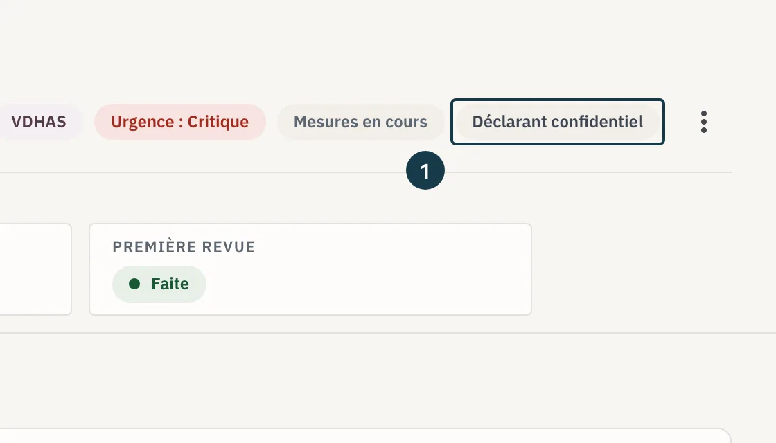 Écran du dossier : l'en-tête et sa chip de mode de dépôt